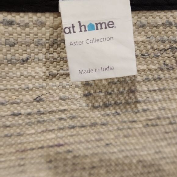 At Home Timbre Caviar Area Rug - Picture 7 of 9